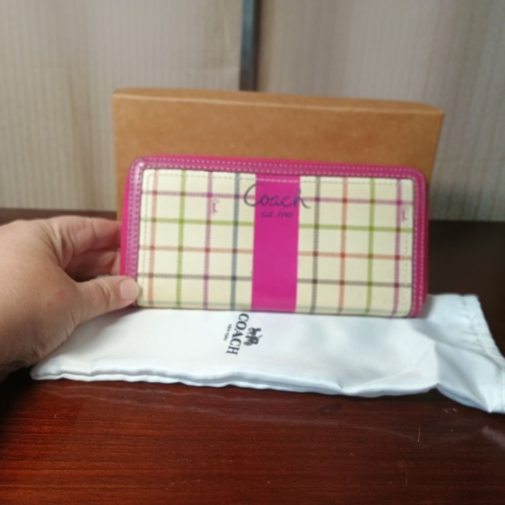 Coach Tattersol Heritage Plaid Zipper Wallet